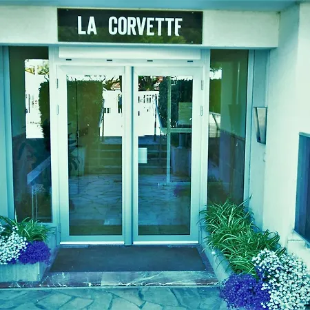 Face A La A 27 M² Avec Balcon Superbe Arcachon