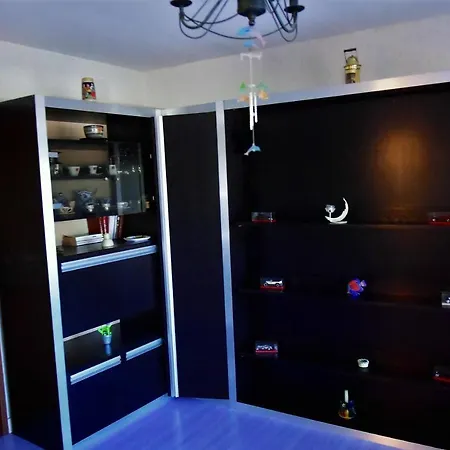 Face A La A 27 M² Avec Balcon Superbe Apartmán *