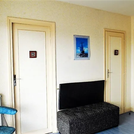 شقة Face A La A 27 M² Avec Balcon Superbe *