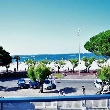Face A La A 27 M² Avec Balcon Superbe Apartment Arcachon